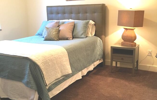 2 beds, 2 baths, 1,004 sqft, $1,550, Unit 339