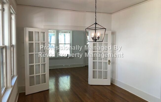 4 beds, 1 bath, $1,595