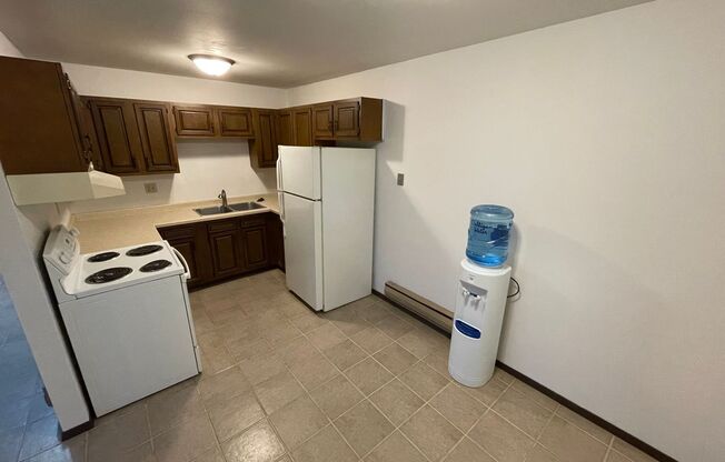 2 beds, 1 bath, $1,095, Unit Unit 45