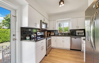 1240 S ALHAMBRA CIR