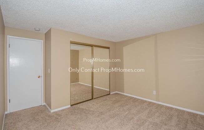 3 beds, 1.5 baths, $2,199, Unit 7640 SW 34th Avenue - Unit 7