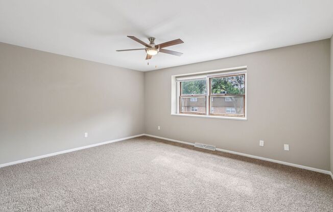 2 beds, 1 bath, 1,100 sqft, $1,995, Unit 3111-4