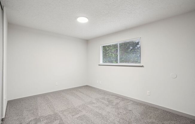 3 beds, 1.5 baths, 1,246 sqft, $2,199, Unit 2611-1