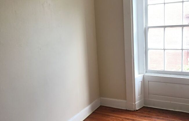 1 bed, 1 bath, 750 sqft, $1,400, Unit G