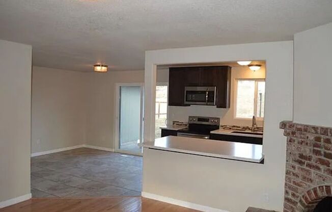 3 beds, 2 baths, $2,200