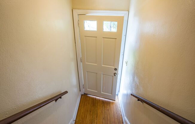 Olga Place 2921