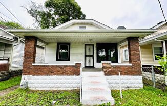 Updated 2BR house in Portland with unfinished basement
