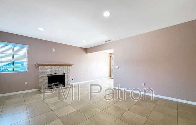 175 N GRANT PL