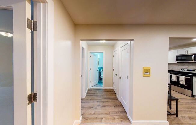 2 beds, 1 bath, 759 sqft, $2,150, Unit 203