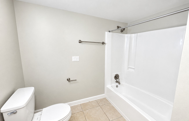 2 beds, 1 bath, $1,795, Unit Apt 1