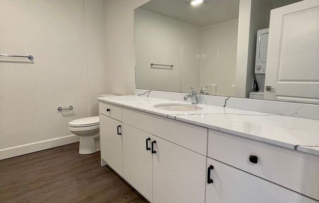 Studio, 1 bath, 346 sqft, $1,650, Unit 410-205