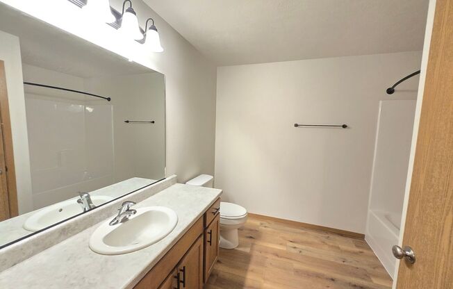 1 bed, 1 bath, 756 sqft, $1,095, Unit 3500 308
