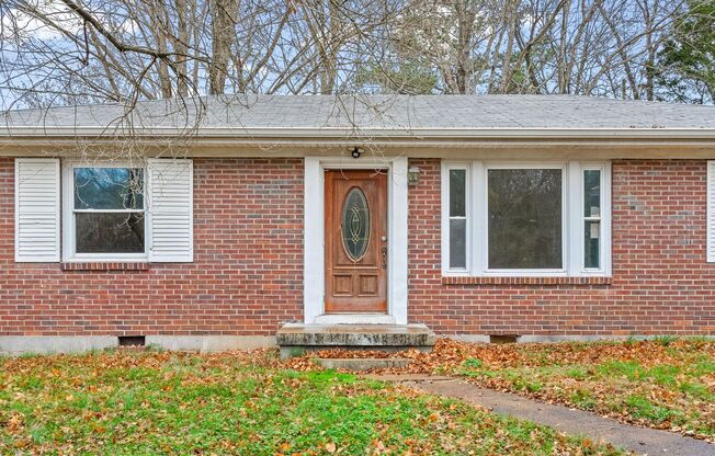 3 Bedroom Pet Friendly Home For Rent!