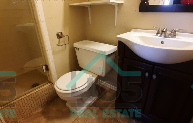 3 beds, 2 baths, $1,400