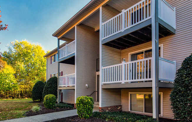 Lake Ridge Square Apartments Balcony