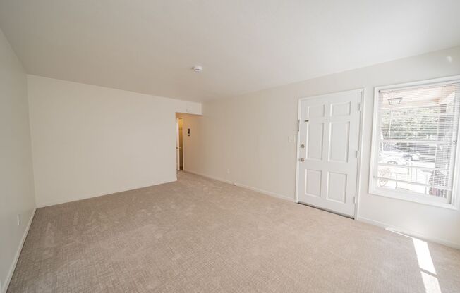 1915-1937 33rd Ave