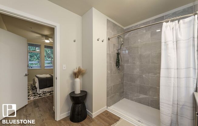2 beds, 2 baths, 1,021 sqft, $2,095, Unit 410