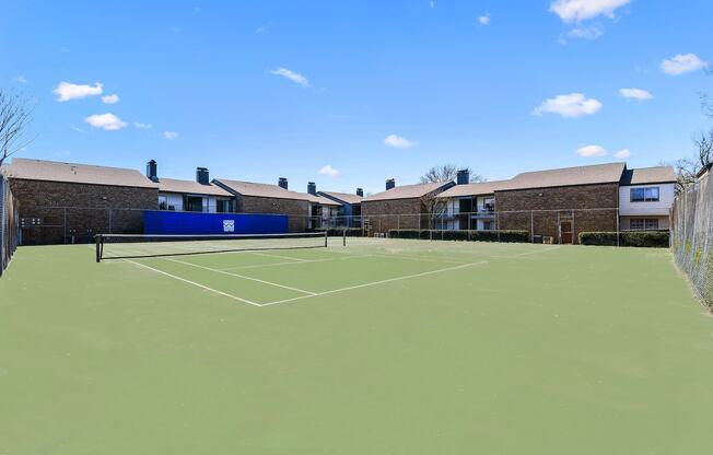 Tennis Court at Davenport Apartments in Dallas, TX