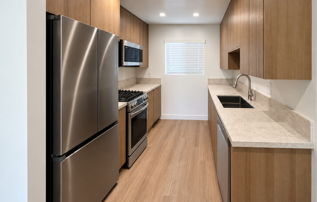 1 bed, 1 bath, $2,375, Unit Unit 215