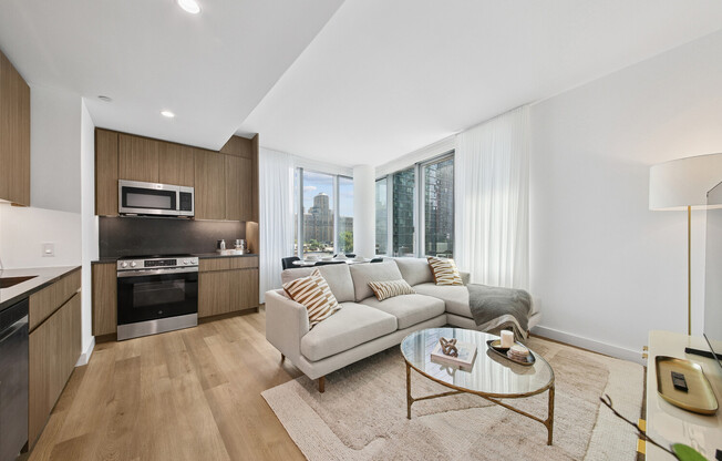 89 DEKALB AVE
