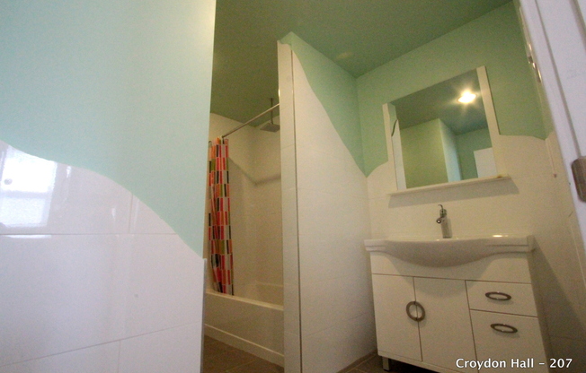 2 beds, 2 baths, 750 sqft, $1,985, Unit 207