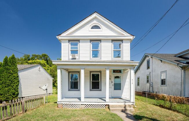 PRICE DROP on 3 Bedroom/1.5 Bath Northside Home ***Available NOW***