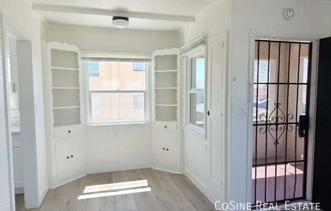 4021 IOWA ST