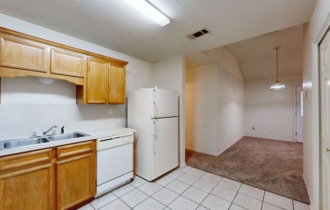 3 beds, 2 baths, $1,250