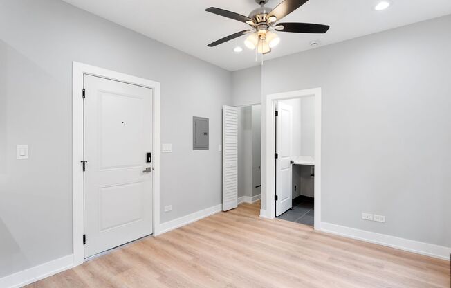 Studio, 1 bath, 229 sqft, $1,350, Unit 103