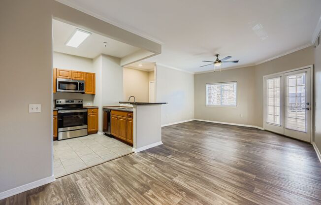 1 bed, 1 bath, 785 sqft, $1,485