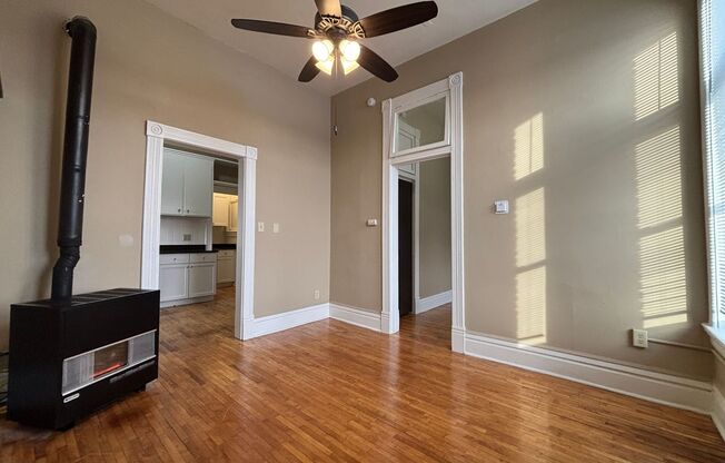 1 bed, 1 bath, 479 sqft, $950, Unit 2