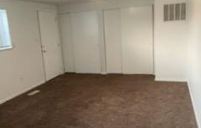 117 w 250 N 4plex
