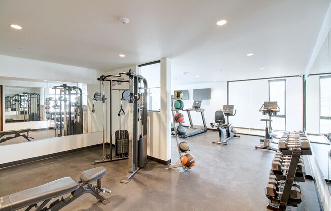 Studio, 1 bath, 1,271 sqft, $2,650, Unit 404