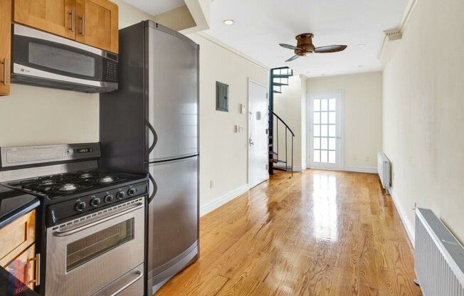 343 E 5th St #9