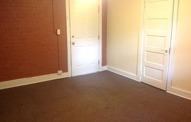 Studio, 1 bath, 450 sqft, $635, Unit 4215-B4