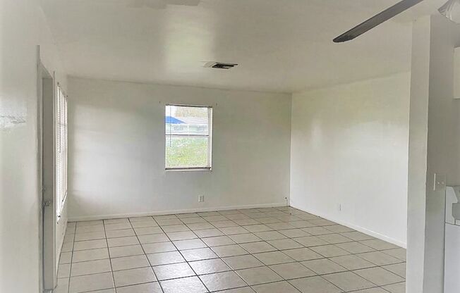 Cute 3 Bedroom House with Carport