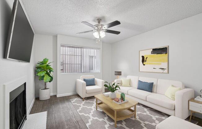 2 beds, 1.5 baths, 840 sqft, $1,349, Unit 2007