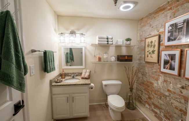 3 beds, 2 baths, 905 sqft, $945, Unit 301 BTB - A