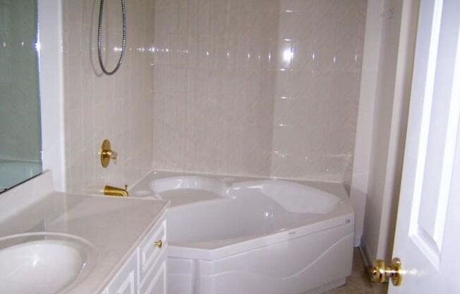 132 Grande Meadow Way - Bev Roberts Rentals and Property Management