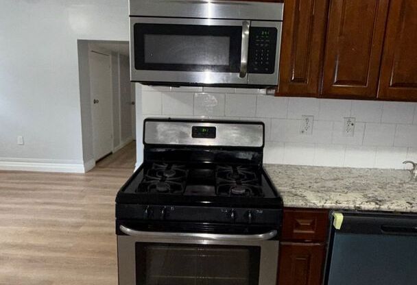 75-Gregg Parkview Apartments, LLC