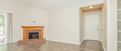2812 MISTYWOOD LN