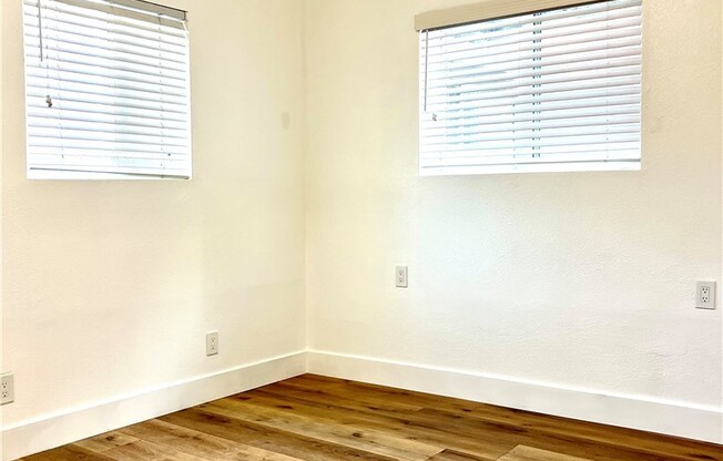 2 beds, 1 bath, 600 sqft, $3,200