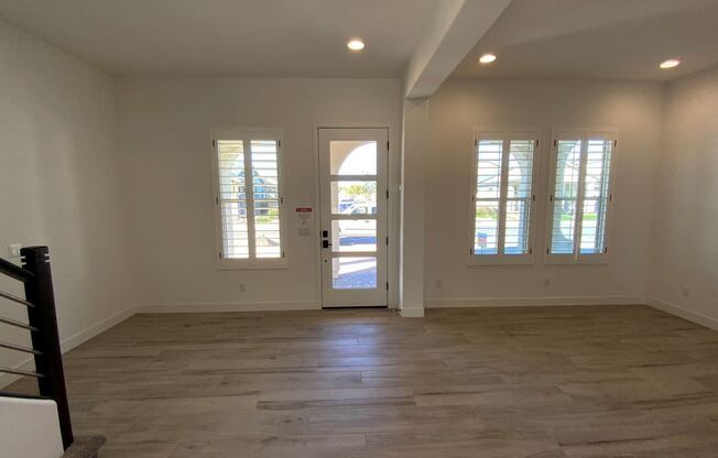 2275 E Athena Ave.