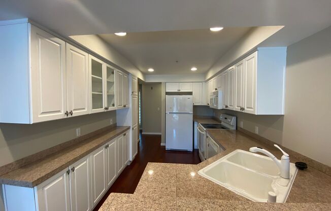 2 Bed 3 Bath Condo at Galleria in the Heart of Kirkland
