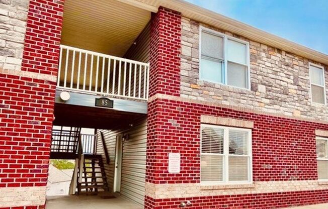 1 bed, 1 bath, 747 sqft, $2,270, Unit 37RMA2