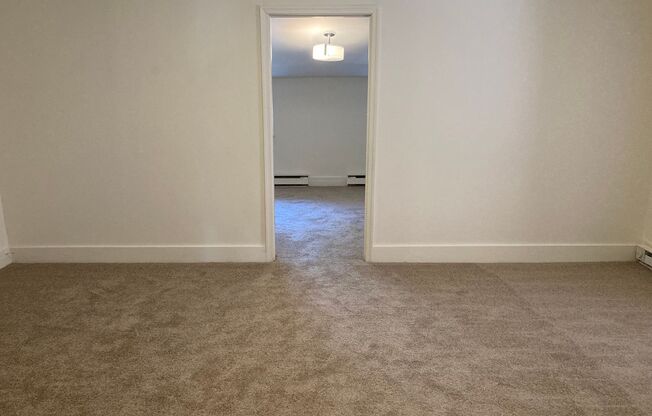 2 beds, 1 bath, 764 sqft, $1,499, Unit 107-4B