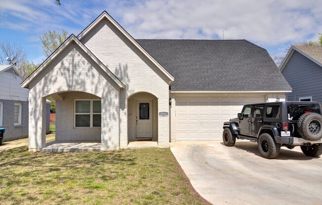 2712 W Bewick: TCU Student Housing!