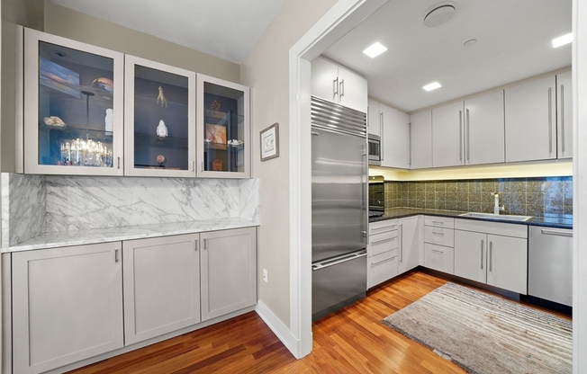 2 beds, 2.5 baths, 1,564 sqft, $9,500, Unit 18G