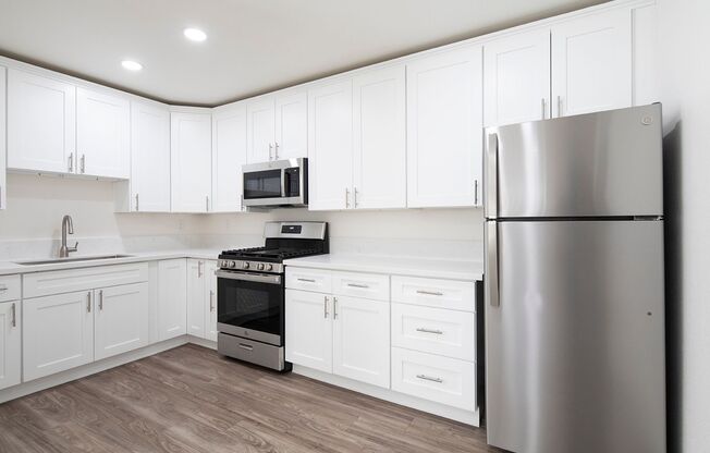 Four Winds Apartments