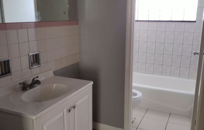 3110 W 59 ST